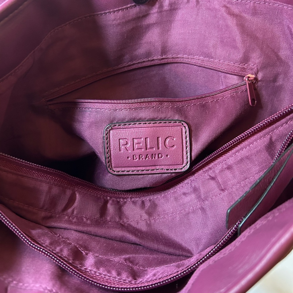 Vintage Relic Shoulder Bag ~ Eggplant/Silver - Picture 2 of 13